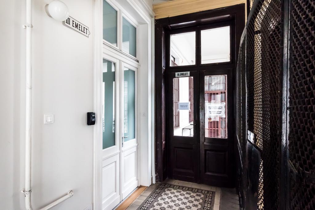 Bpr Opera Lux Treasure Apartment Budapest Luaran gambar